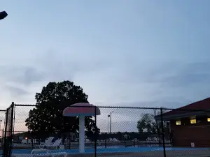 Nichols Park Swimming Pool