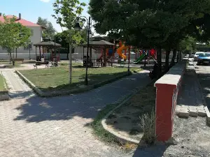Police uncle Theme Parks
