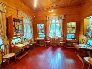 Tarakanov Manor