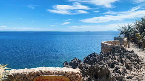 Pitogo Cliff