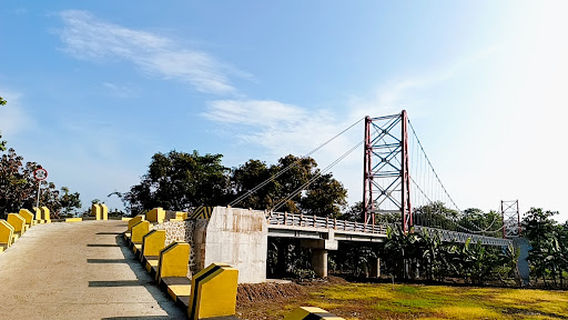 Jembatan Gantung Baleraja - Sidajaya