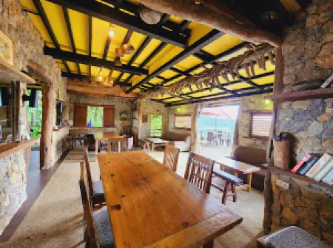 레이크뷰 레 자댕