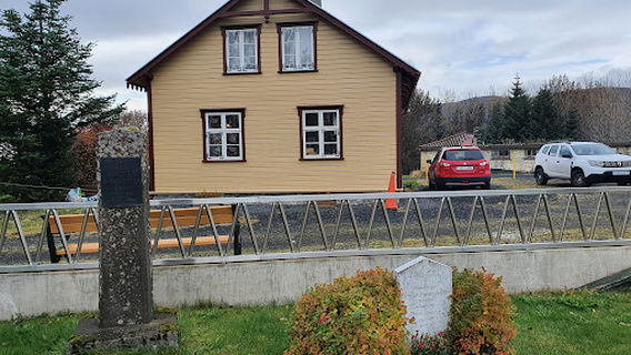 Grave of Bobby Fischer