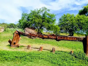 Mirador Sobre El Río