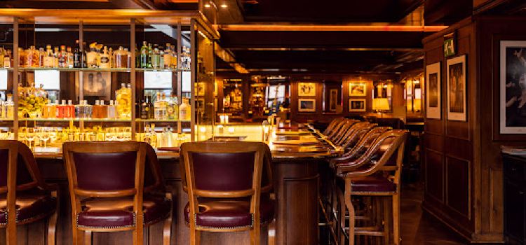 Funky Claude's Bar