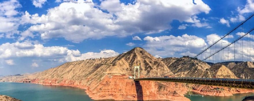 Dongxiang County Mercedes-Benz Ditch Viewing Platform