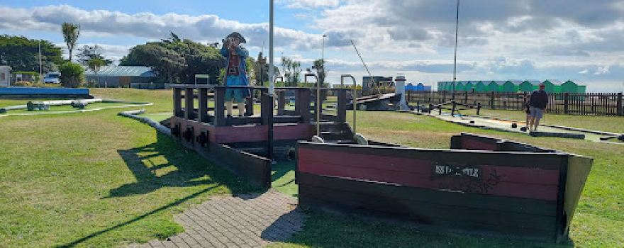 Buccaneer Bay – Adventure Golf Course