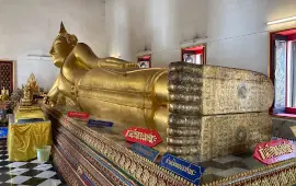 The Leaning Pagoda (Chedi Mu Tao)