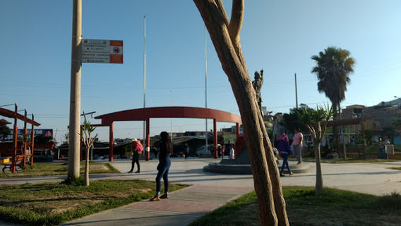 Plaza Juan Velasco Alvarado
