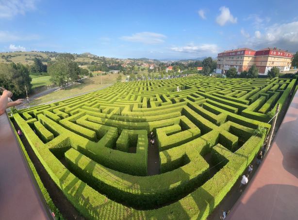 Villapresente's Labyrinth