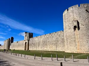 Torre e mura di Aigues-Mortes