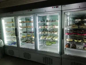 Maxim bar