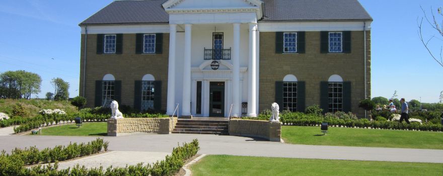 Memphis Mansion