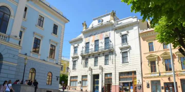 Chernivtsi Museum of Arts