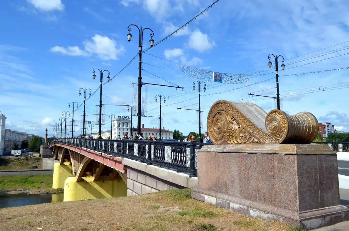 Hotels near Kirovskiy Bridge