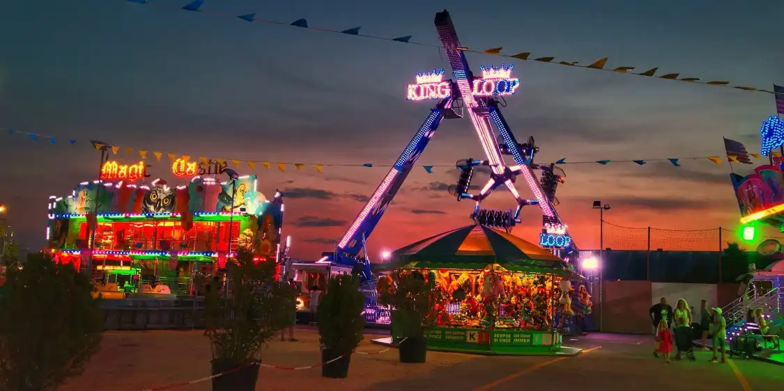 Hotels near Luna Park