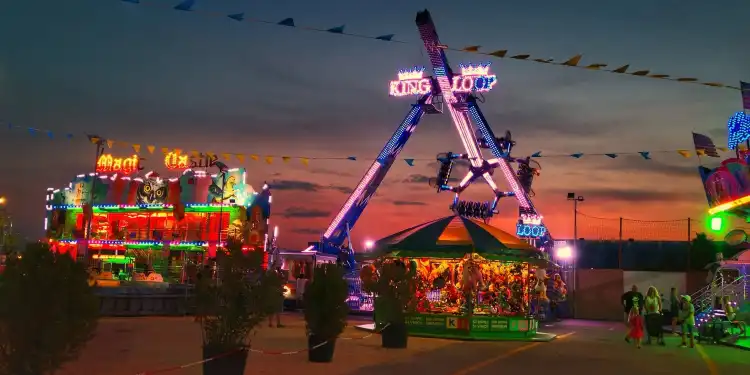 Hotels near Luna Park
