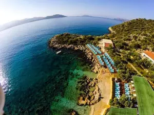 Hidayet Bay Beach