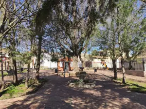 Casa de los Pinos. Park