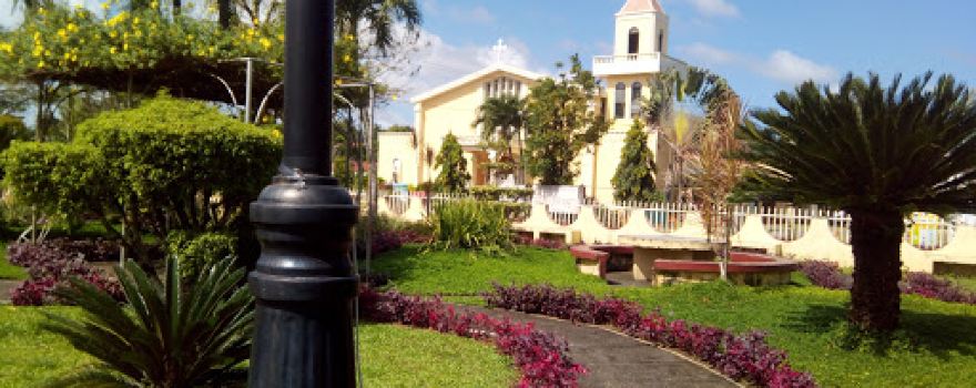 Balete Town Plaza