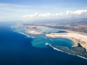 Playa Tiraya