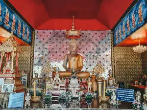 Bhudha Park Wang Nam Khiao(Kham Chanod Wang Nam Khiao)