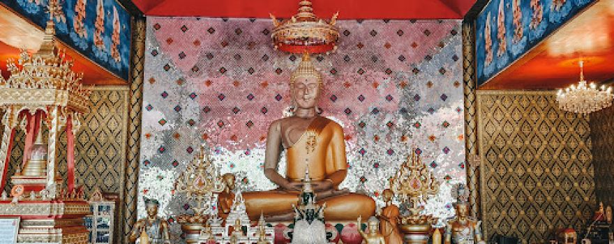 Bhudha Park Wang Nam Khiao(Kham Chanod Wang Nam Khiao)