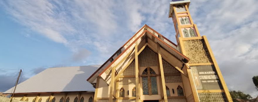 Gereja Katolik Paroki St. Matias Rasul Tofa