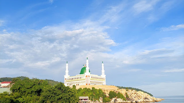 Masjid Agung Baitul Makmur, Tarempa, Kabupaten Anambas