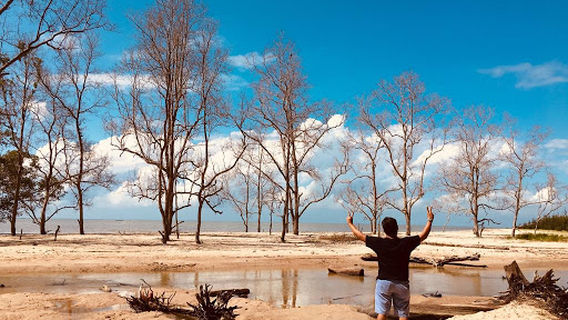Pantai Tanah Merah Tanjung Harapan