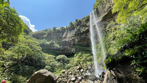 Pinaisara Falls