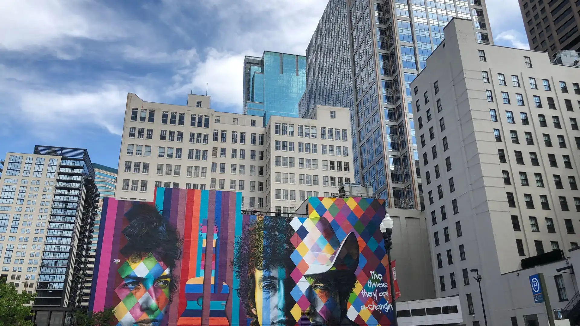 Hotels near Minneapolis Skyway