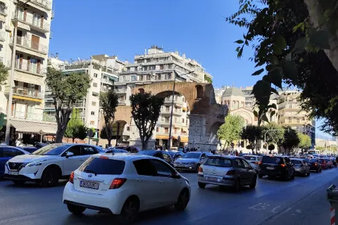 Arco di Galerio (Kamara)