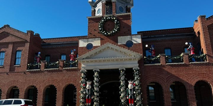 Grapevine Historic Main Street District