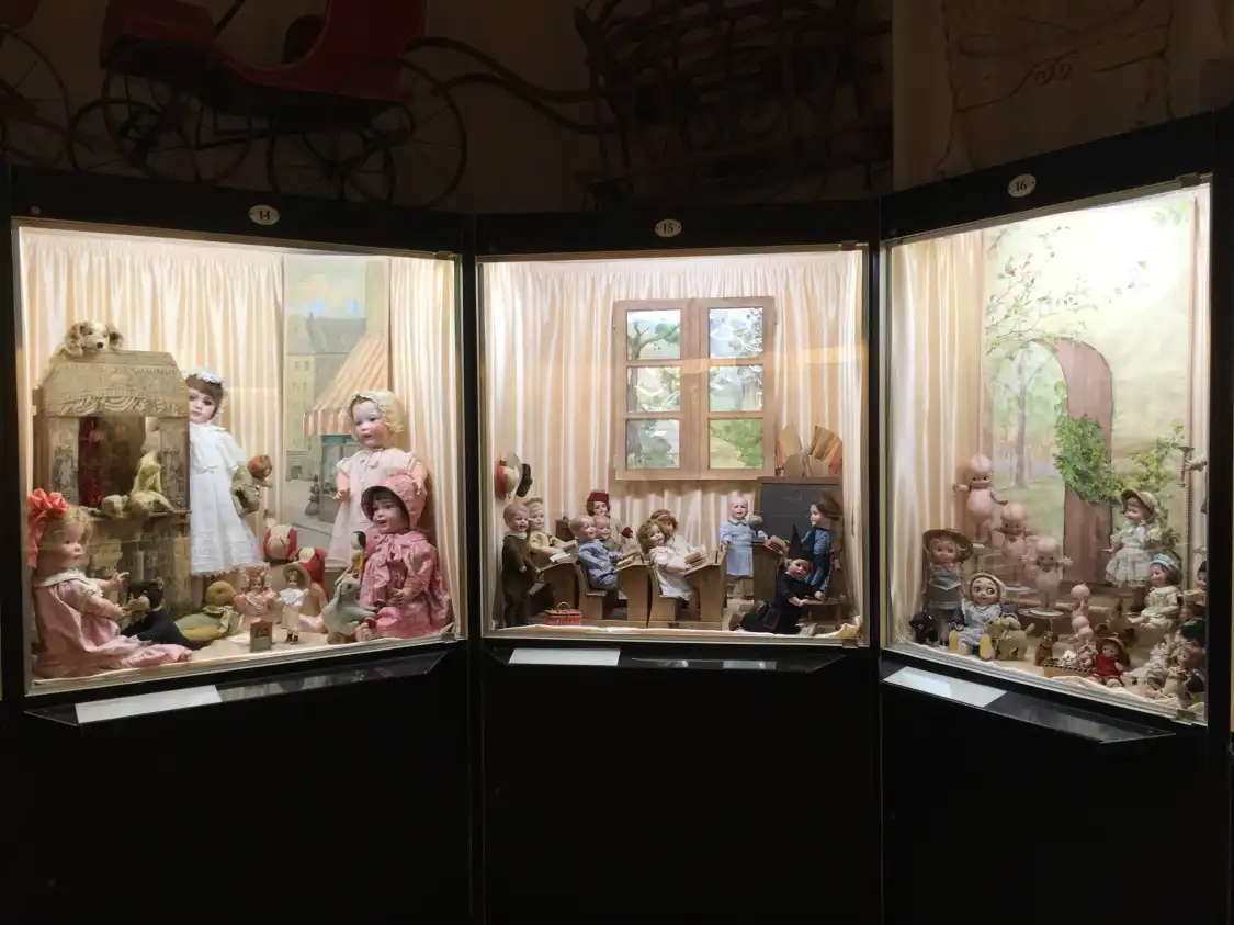 Paris Doll Museum 주변 호텔