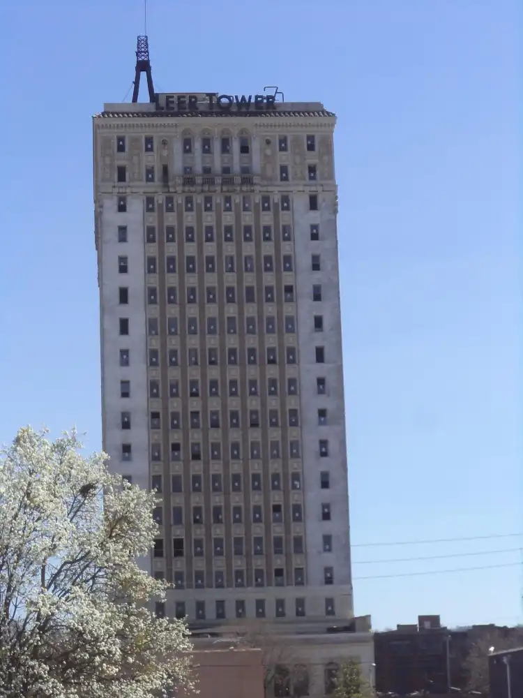 Các khách sạn gần Thomas Jefferson Tower