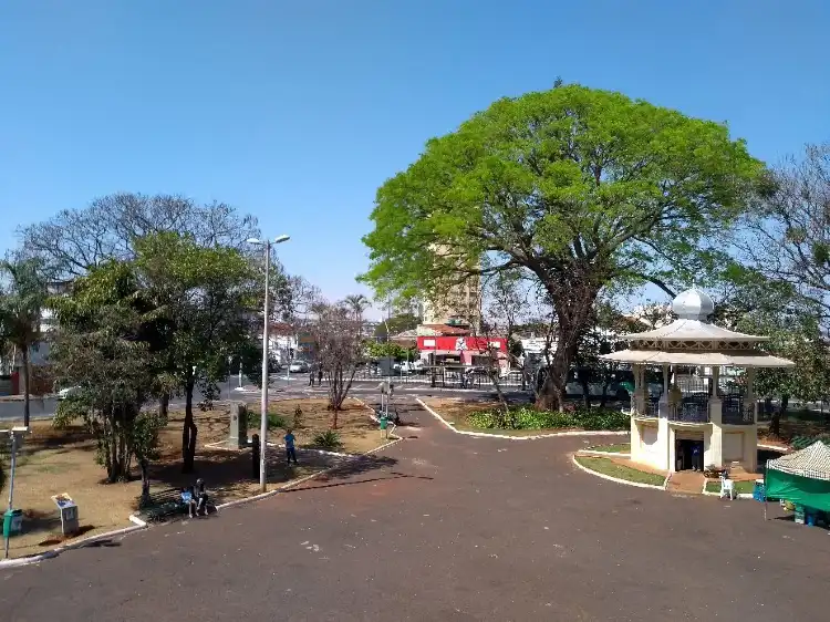 Hotels near Uberlandia Municipal Museum