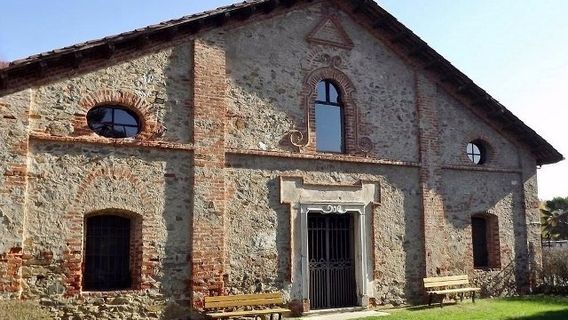 Замок Манта