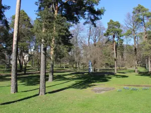 Isopuisto Park