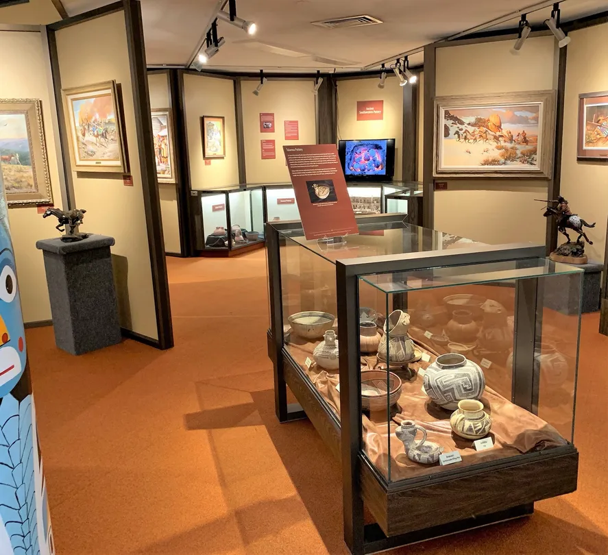 2_Favell Museum