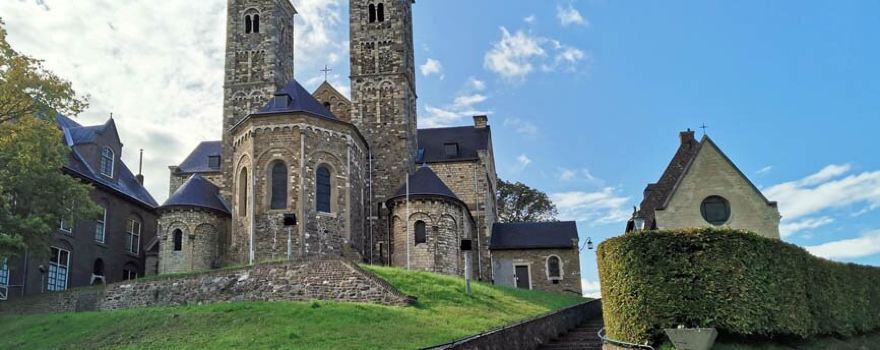 Basiliek, H.H. Wiro, Plechelmus en Otgerus