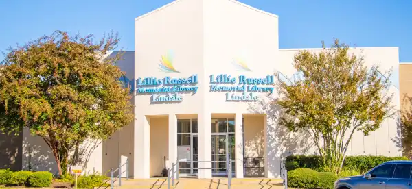 Hotels in Lindale