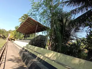 Lapangan Sepak Bola Bunga Api