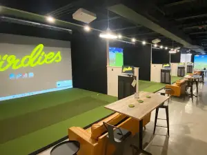 Birdies Indoor Golf and Cocktail Bar Long Island