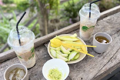 Cuối Chân Đồi cafe