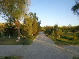Alisher Navoiy Monument