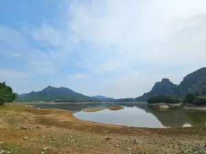 Nhà Hàng Hào Huyền