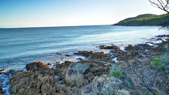 Round Hill Creek Walking Trail