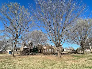 Red Bud Park