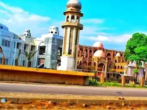 Haqqania Masjid